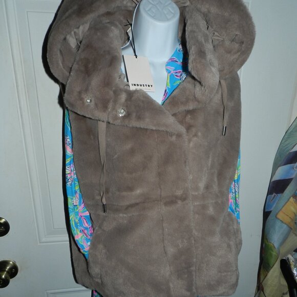 Industry Republic Clothing Jackets & Blazers - Industry Republic clothing Faux fur hooded Vest Taupe S/P